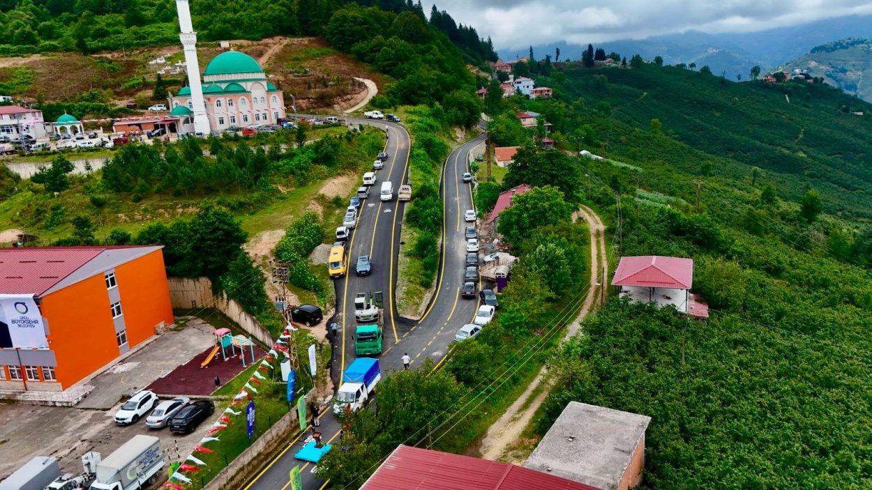 BAŞKAN GÜLER ULUBEY’DE 5 KM’LİK YOLUN AÇILIŞINI YAPTI