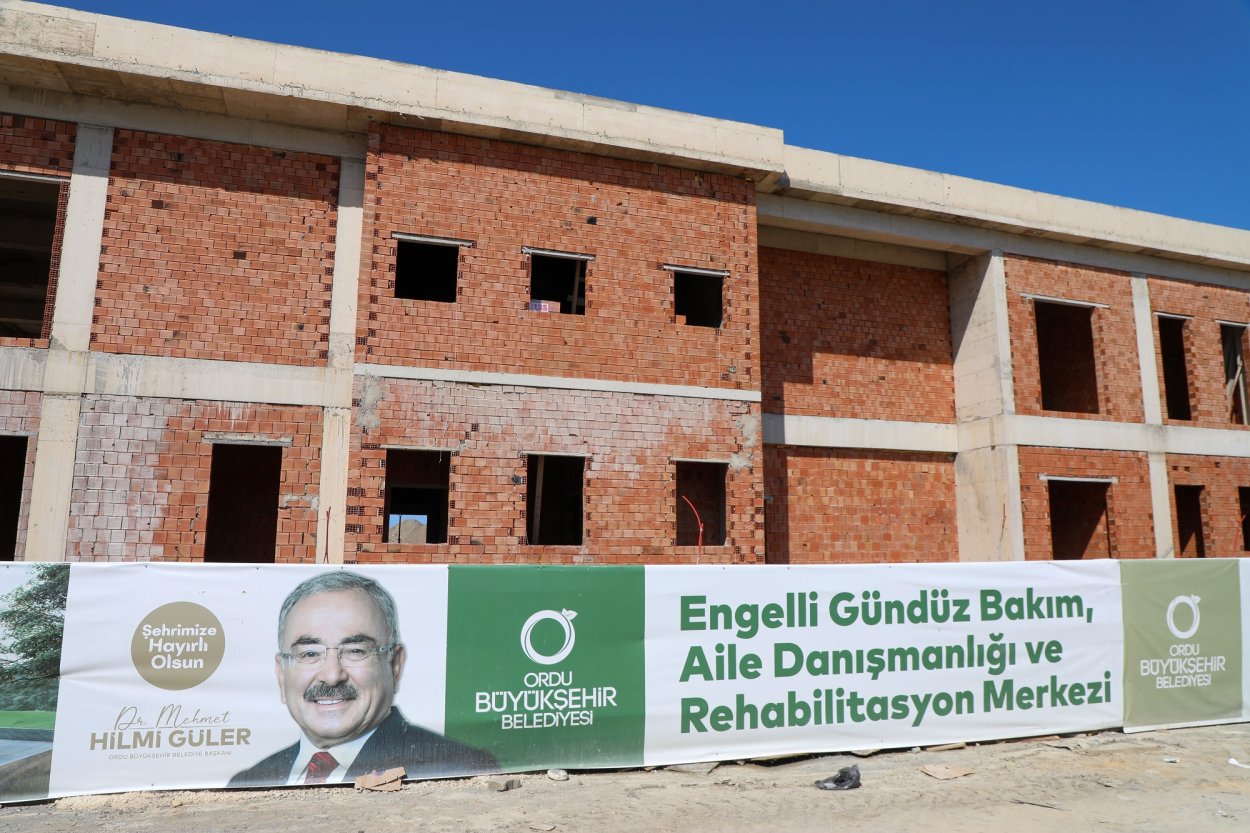 BAŞKAN GÜLER’DEN ENGELSİZ YAŞAMA GÜÇLÜ YATIRIM