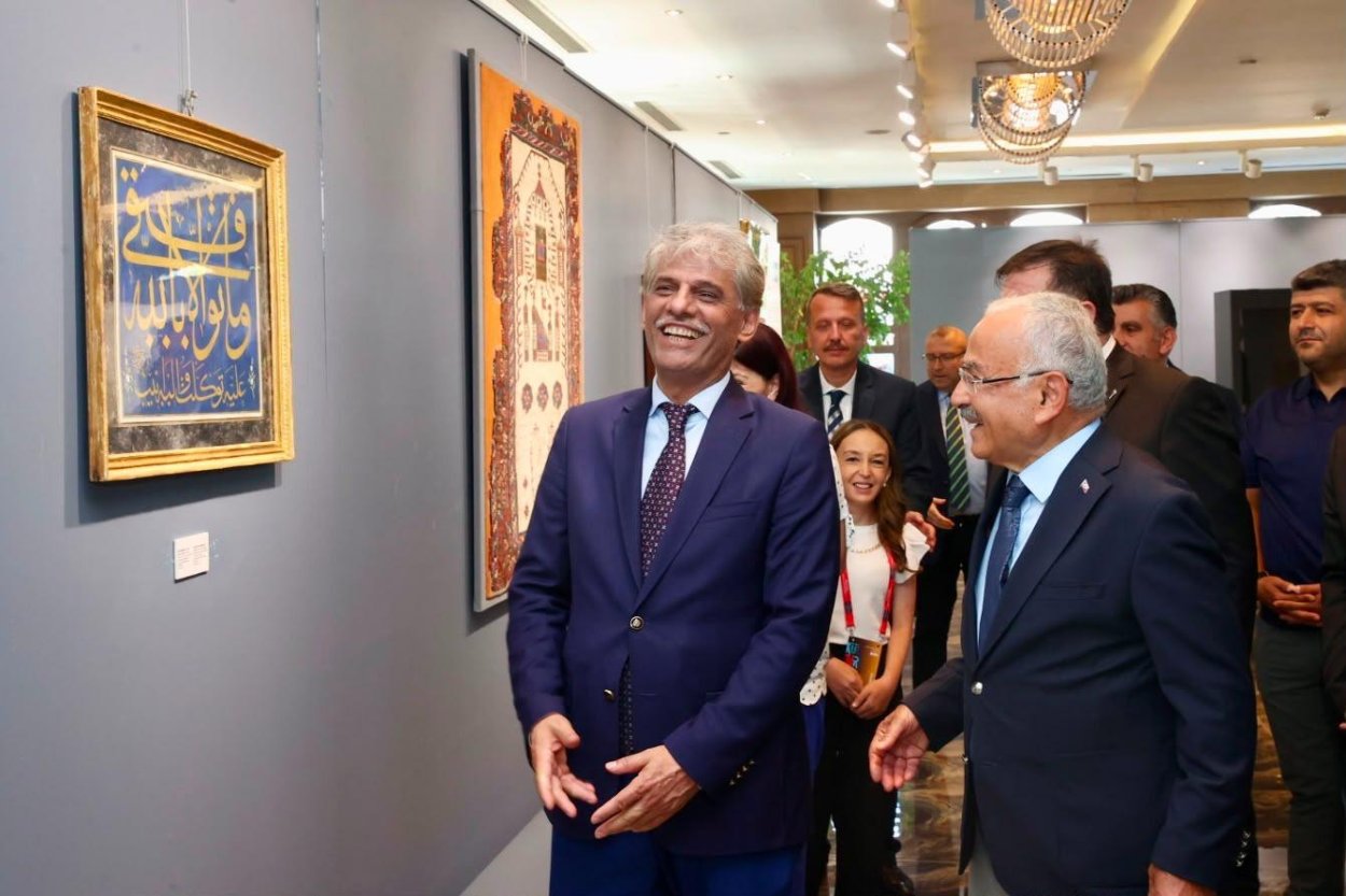 “OSMANLI’NIN MUKADDES EMANETLERİ” ORDU’DA SERGİLENİYOR
